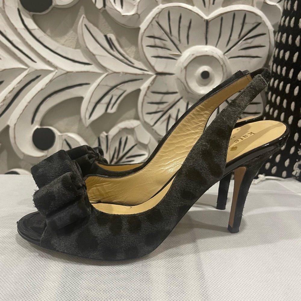 KATE SPADE NEW YORK
Suede Animal Print Slingback Sandals
